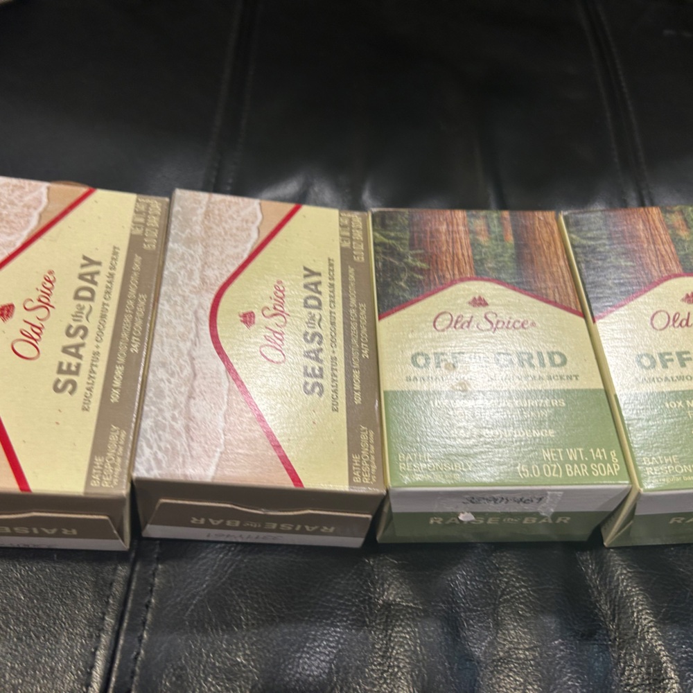 Old Spice Seas the Day Bar Soap - Cream and Green